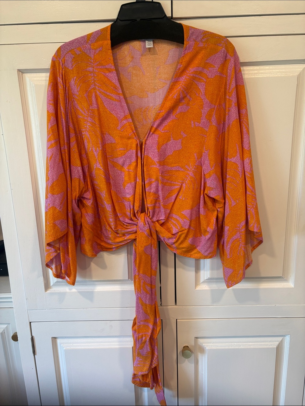 Stunning new MB (Mainstream Boutique) wrap top